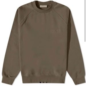 Essentials Fear of God Men’s Crewneck with tags!